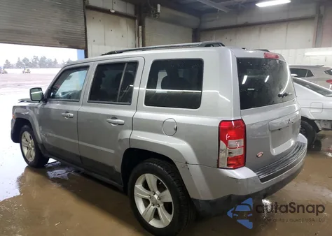 2016 Jeep Patriot Latitude z USA, uszkodzony, nr VIN 1C4NJPFA8GD599552